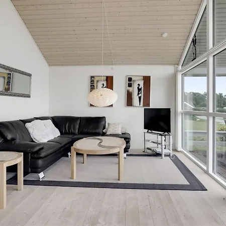 Finn - 100m From The Sea By Interhome