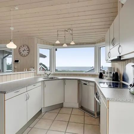 Feriehus Finn - 100m From The Sea By Interhome Mommark